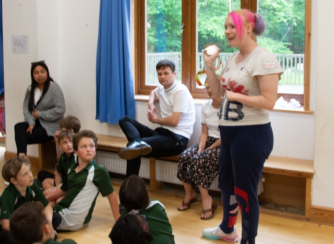 Inspiring Visit from Paralympic Archer Jodie Grinham